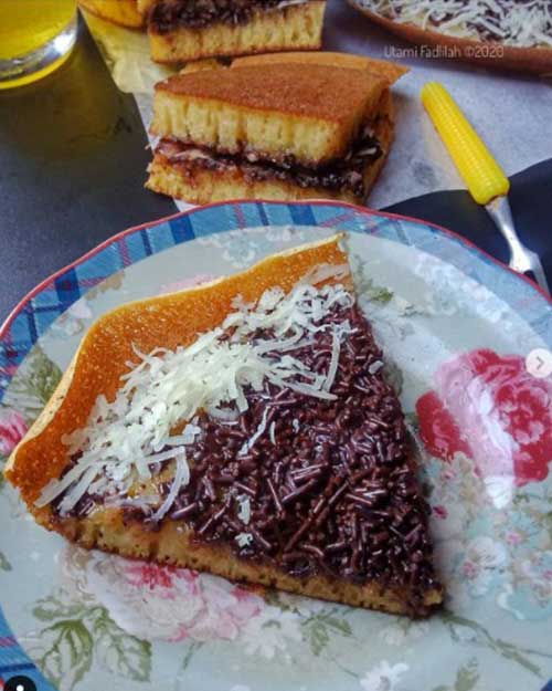 Cara Membuat Martabak Manis