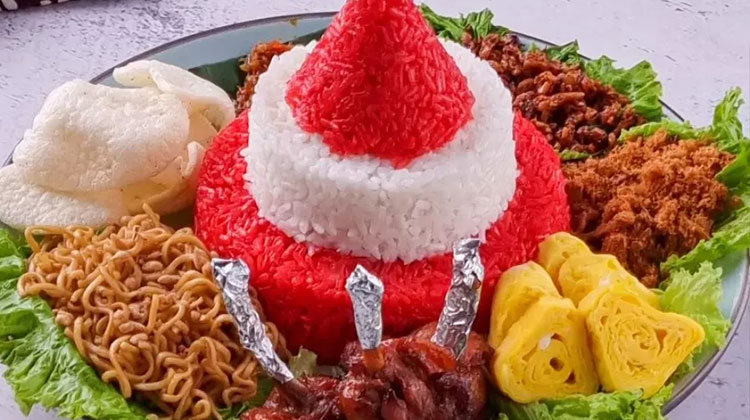 Cara Membuat Nasi Tumpeng Merah