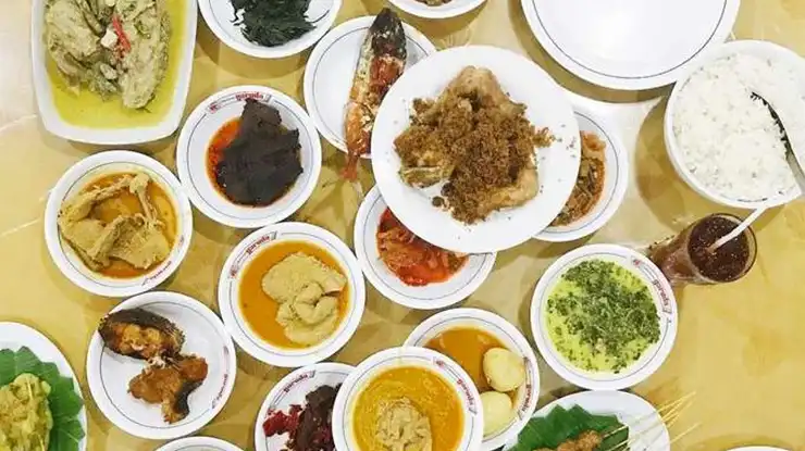 Harga Menu Restoran Garuda Medan Hari Ini