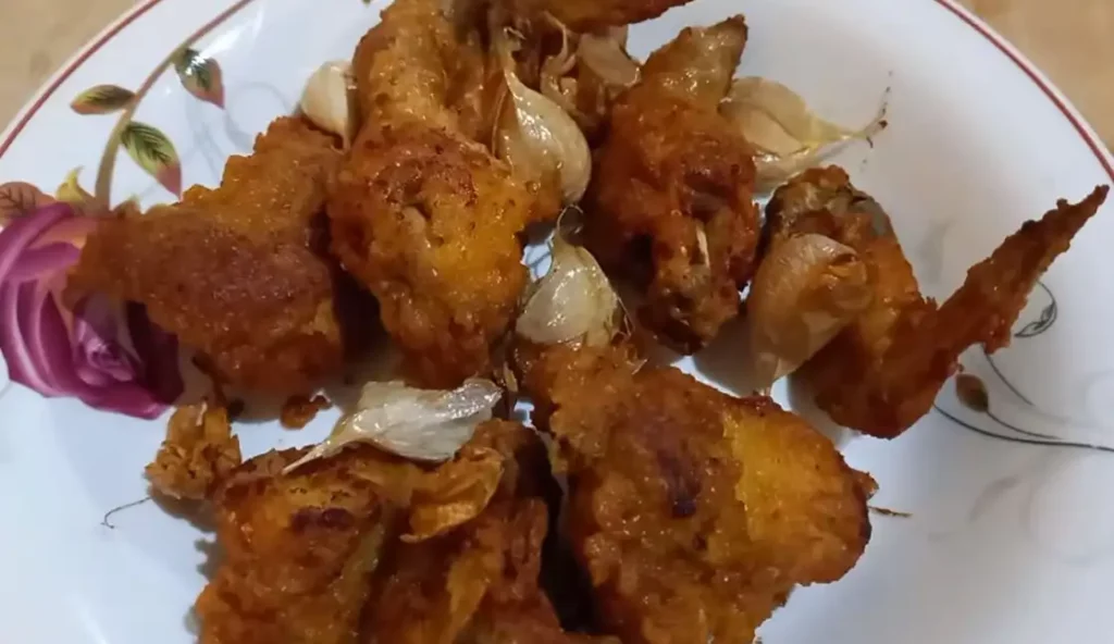 2. Resep Ayam Goreng Bawang Putih Crispy