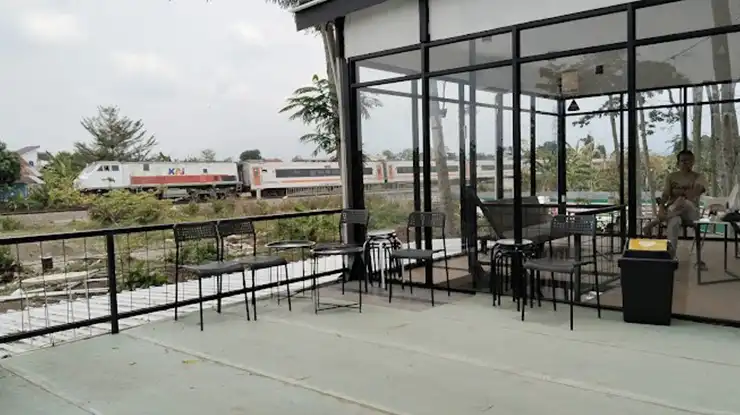 Komunikasih Coffee Resto