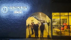 Menoewa Kopi, Harga Menu, Jam Buka, Lokasi dan Ulasan