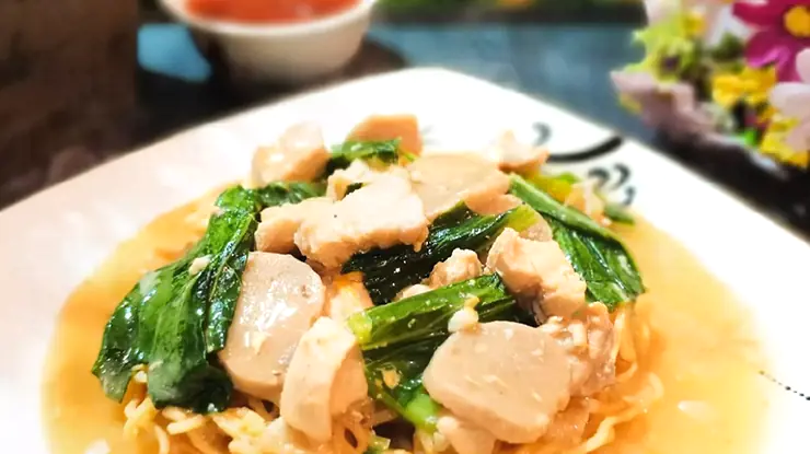 Mie Titi Tanpa Ayam