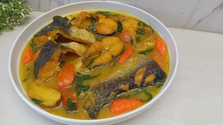 Resep Ikan Bumbu Kuning Kemiri