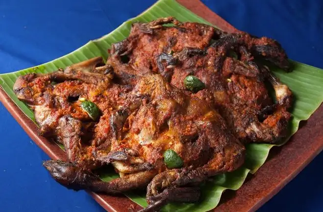 1. Ayam Bakar Taliwang