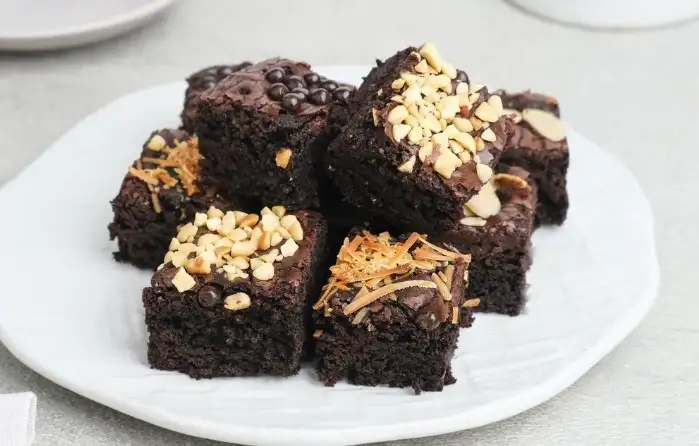 14. Brownies Coklat