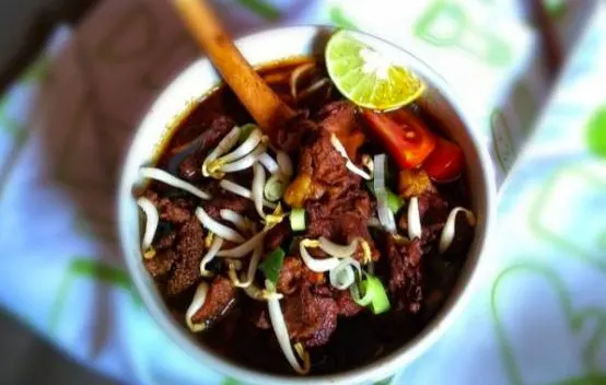 5. Rawon Kambing Pedas