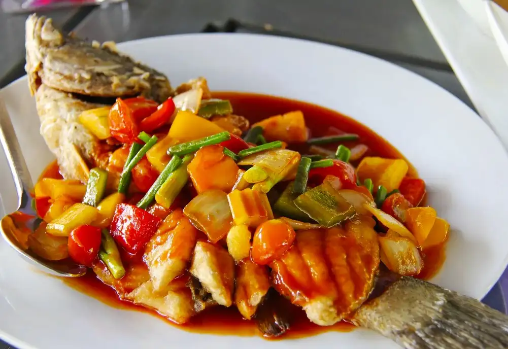 6. Ikan Goreng Asam Manis