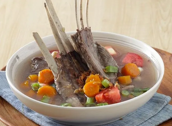 8. Sop Kaki Kambing