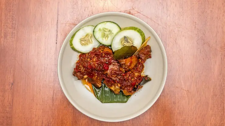 Ayam Goreng Balado Tidak Bosan