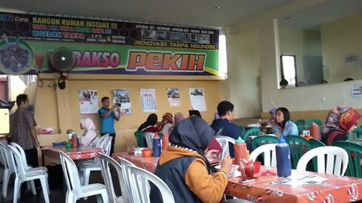 Jam Kerja Karyawan Bakso