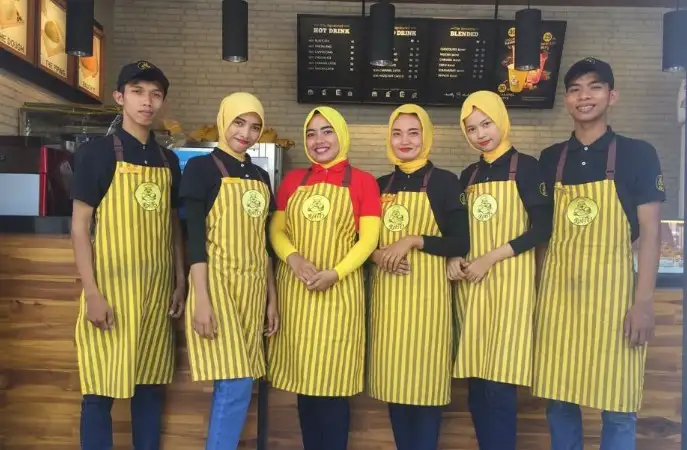 Jam Kerja dan Outlet Roti O