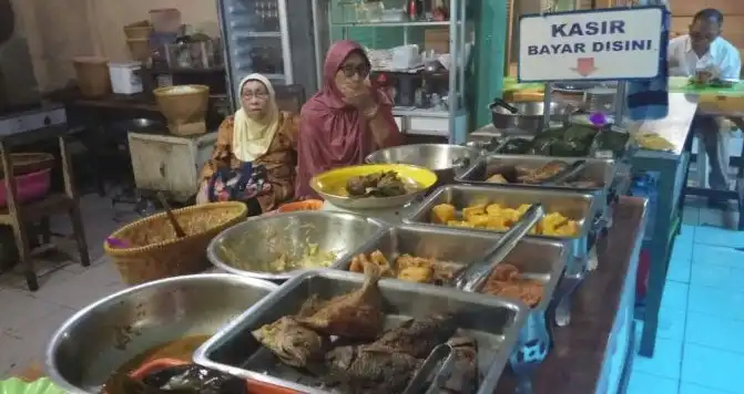 17. Warung Nasi Bu Eha