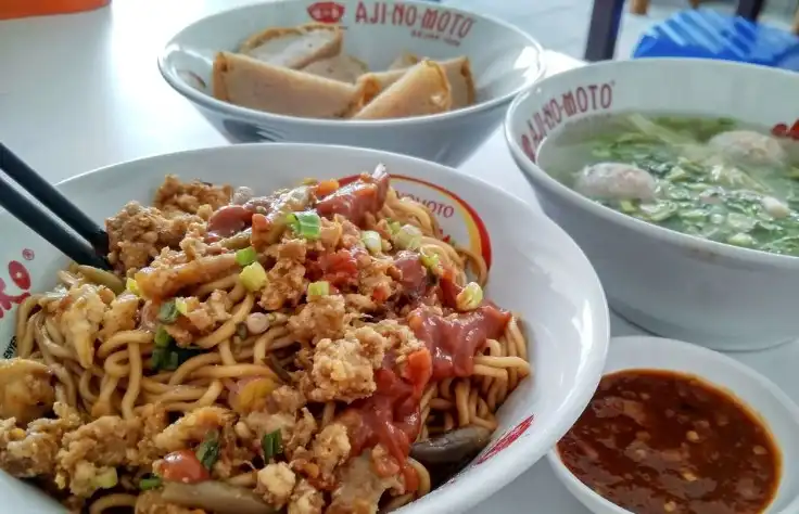 3. Mie Naripan