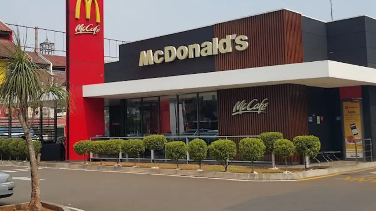 8. Mc Donalds BSD City