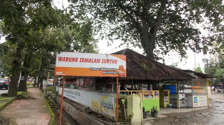 Warung Semalam Suntuk Medan