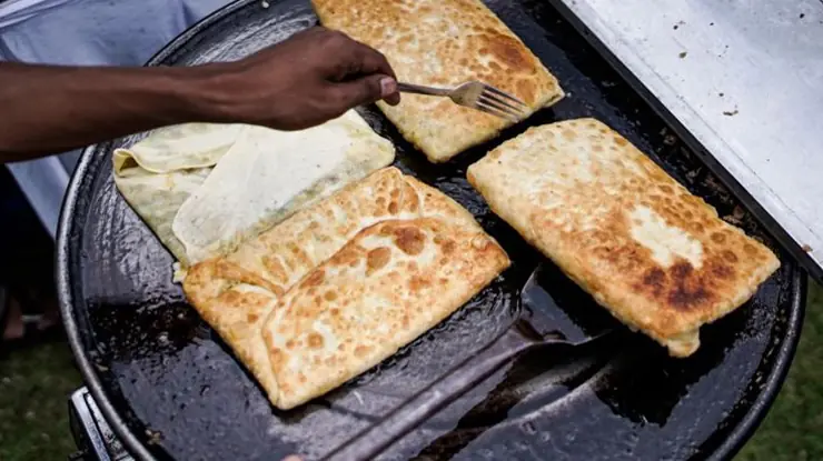 Cara Membuat Martabak Telur Kulit Lumpia