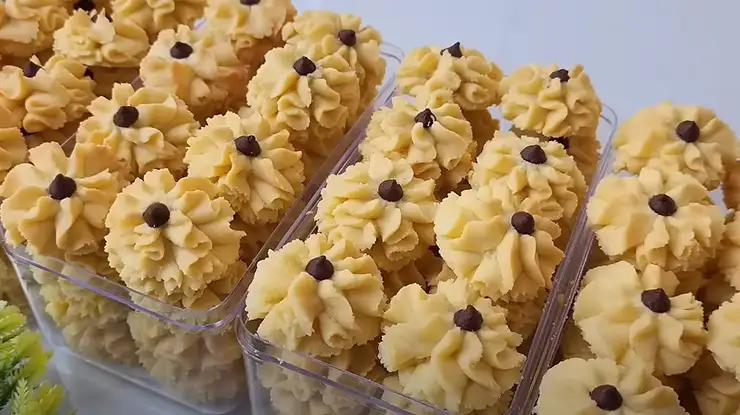 Kue Semprit Susu