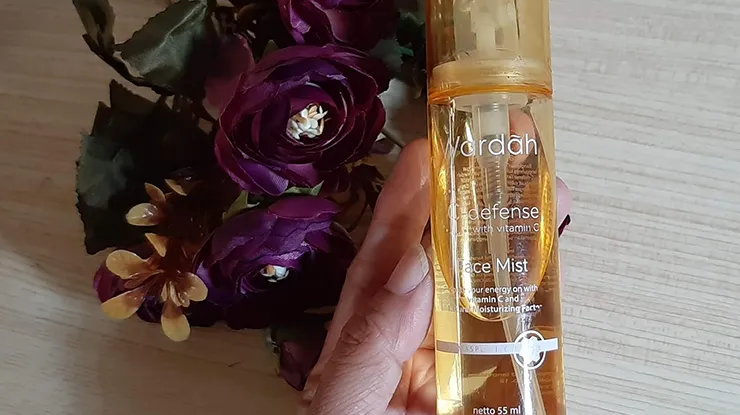 Wardah C Defense Face Mist