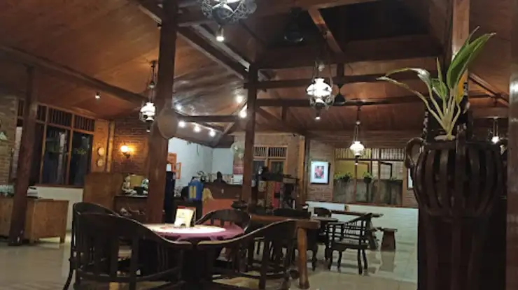 Ulasan Resto Rumah Jawa Jorr